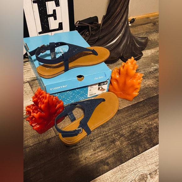 Sandals - Picture 1 of 1